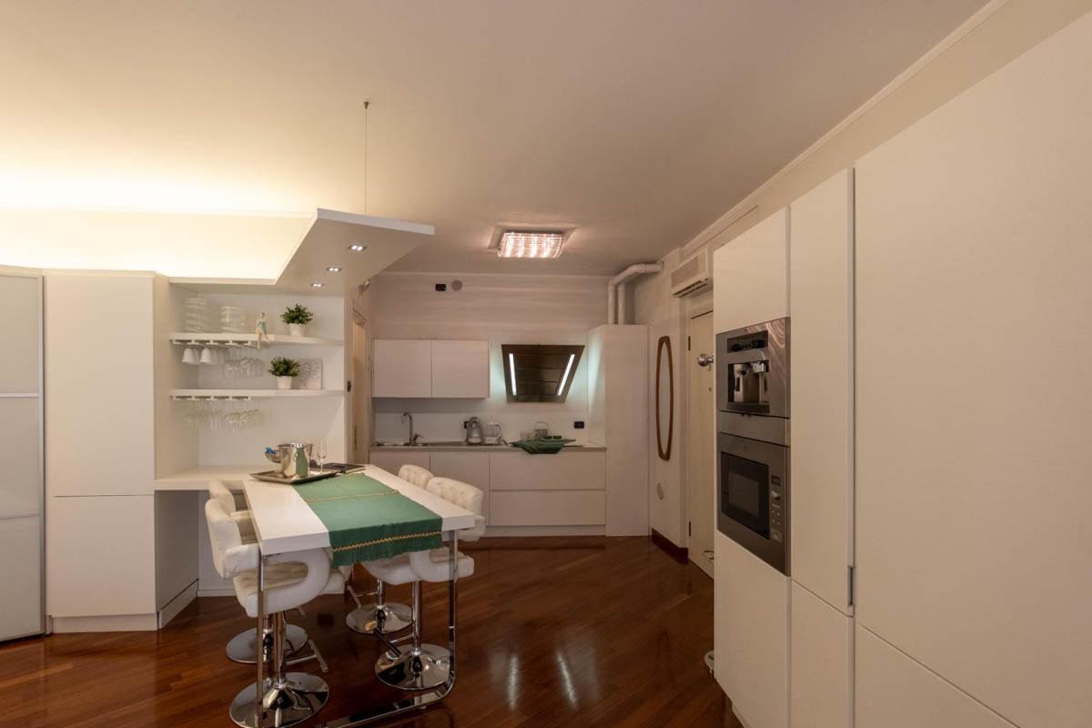 Luxe In The City Apartment Verona Bagian luar foto
